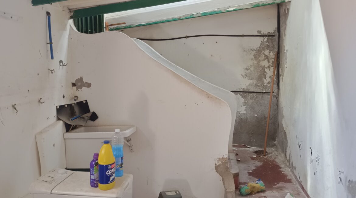 Vivienda a reformar en el Risco